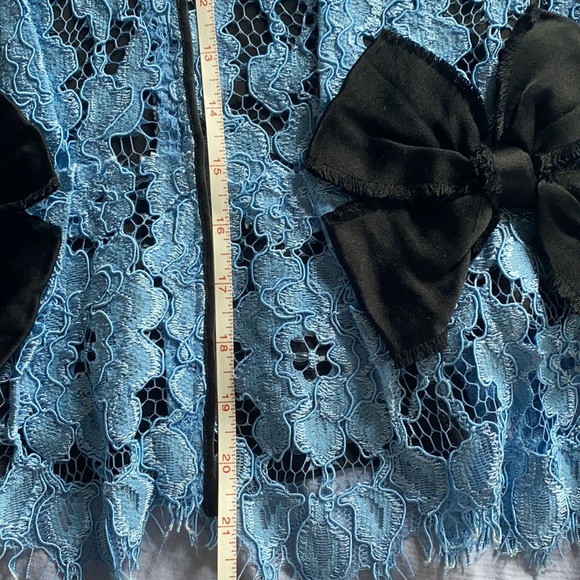 Marc Jacobs Lace Bow Top - Picture 8 of 16